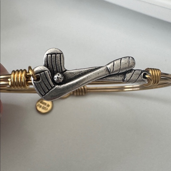 🔥Luca + Danni Golf Bangle Bracelet Silver accents on Gold-Tone BNWT🔥 - Picture 2 of 9